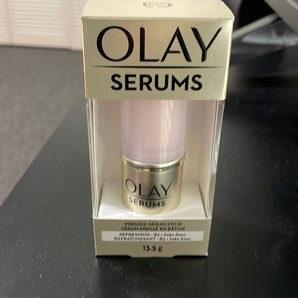 Refreshing Olay serum stick